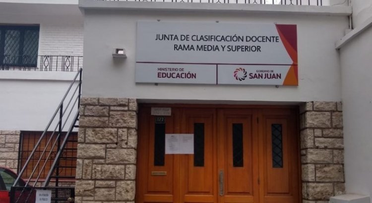 Suspenden por hoy los llamados docentes a cubrir cargos y horas cátedra