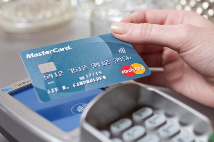 Devolverán $18.000 en compras con tarjetas de débito