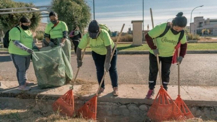 Operativo de limpieza en Rivadavia