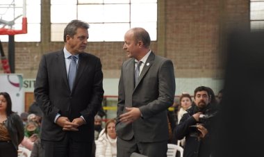 Massa: "Insaurralde tiene que renunciar a su candidatura en Lomas"