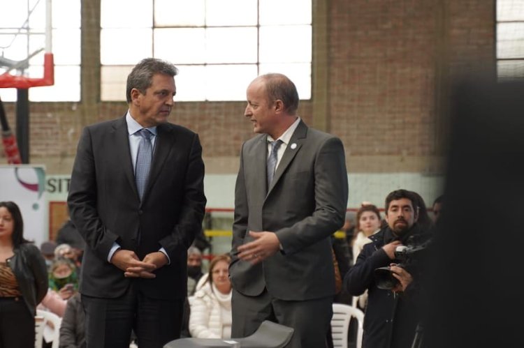 Massa: "Insaurralde tiene que renunciar a su candidatura en Lomas"