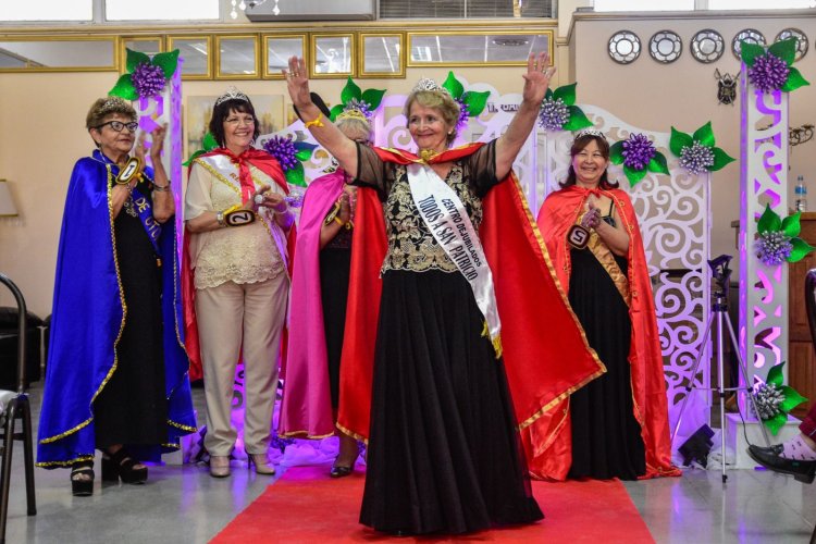 María Teresa es la nueva reina del Adulto Mayor de Chimbas