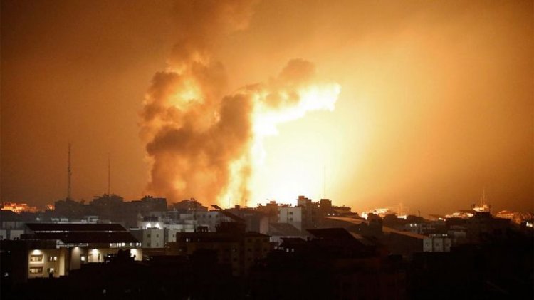 Israel combate a Hamas, Gaza y dispara contra Hezbollah