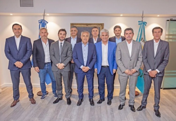 Gobernadores, diputados y senadores de JxC se reúnen hoy en Buenos Aires
