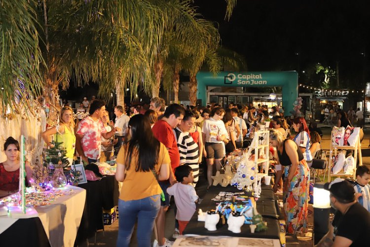 Comprá tus regalos de Navidad a los emprendedores de la Feria Expo Capital