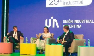 Mondino: "Vayan comprando generadores" por la crisis energética