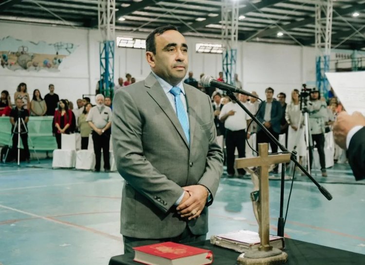 Jorge Espejo fue reelegido en Iglesia