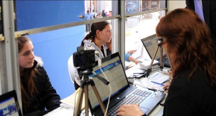 El Gobierno dio de baja a unos 7 mil empleados públicos