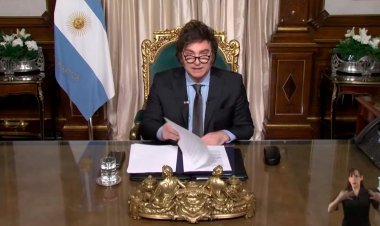 Milei se reunió con diputados oficialistas en busca de que se aprueben las leyes en enero