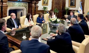 El presidente Javier Milei y sus ministros evalúan cómo seguir tras el fallo judicial