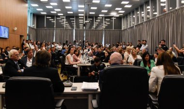 Diputados iniciará este martes el debate en comisiones de la ley ómnibus