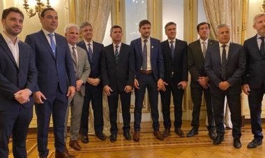 Guillermo Francos y Luis Caputo se reunieron con los gobernadores de JxC