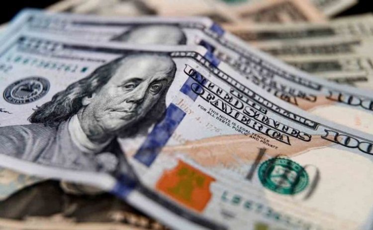 El dólar blue se dispara $70