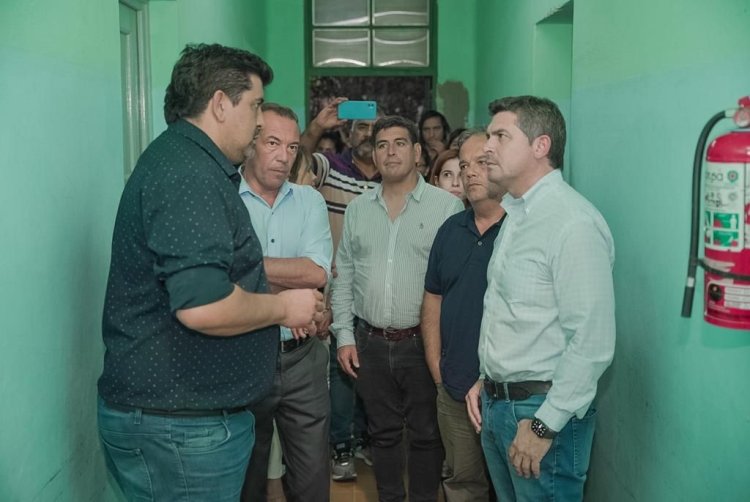 Orrego y parte de su gabinete recorrieron los hospitales de Iglesia