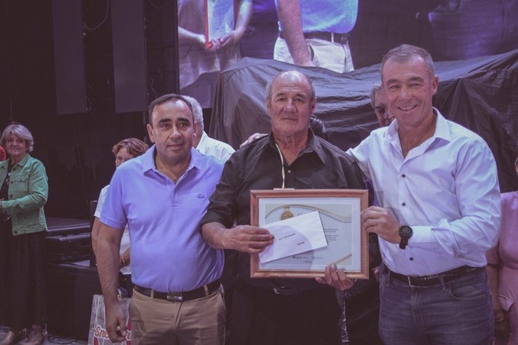 Iglesia reconoció a vecinos por su aporte a la cultura como ejemplo para la comunidad