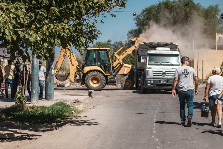 Rawson continuó con su Operativo de Limpieza Urbana y este lunes llega a nuevos lugares