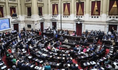 Diputados aprobó la ley ómnibus en general