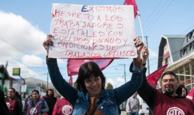 El Gobierno llamó a tratar paritarias para trabajadores estatales