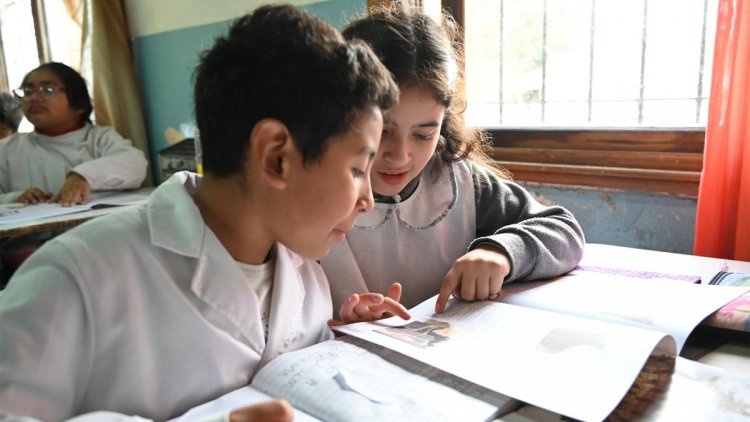 El Gobierno aumenta a $70 mil la ayuda escolar