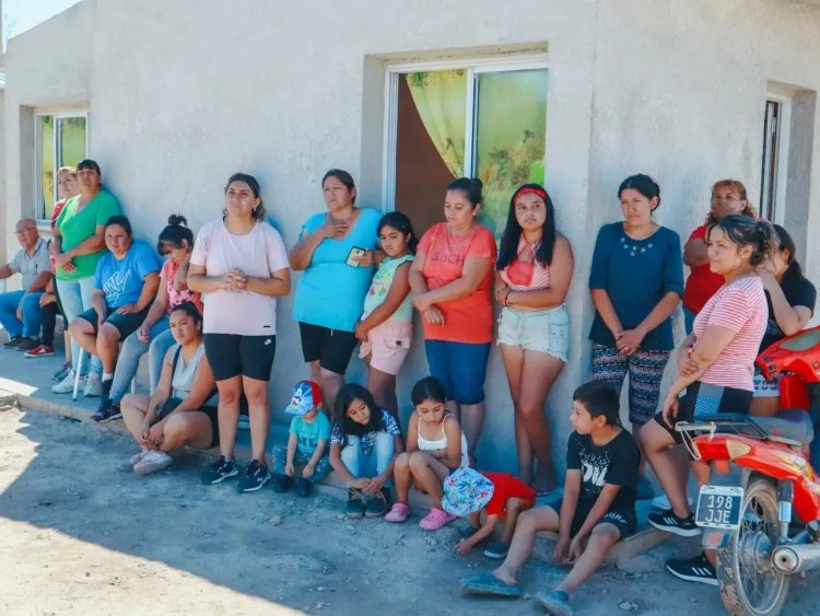 Vecinos del barrio Virgen del Rosario en Jáchal, podrán habitar sus casas