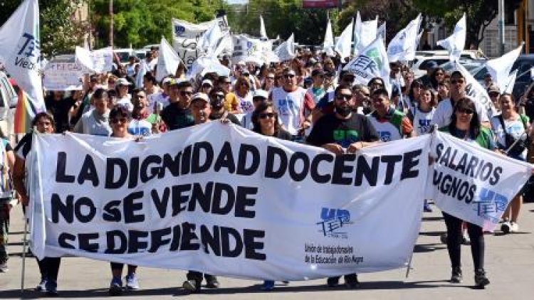 Arrancan las clases en siete provincias, en medio de un llamado a paro nacional docente