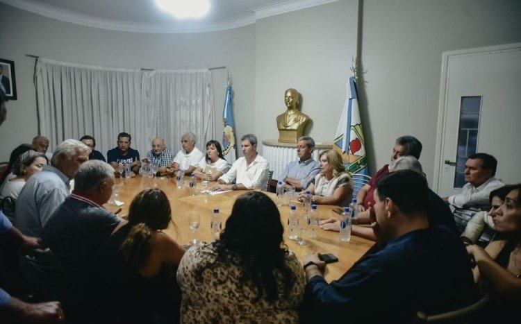 El uñaquismo y el giojismo buscarán la unidad