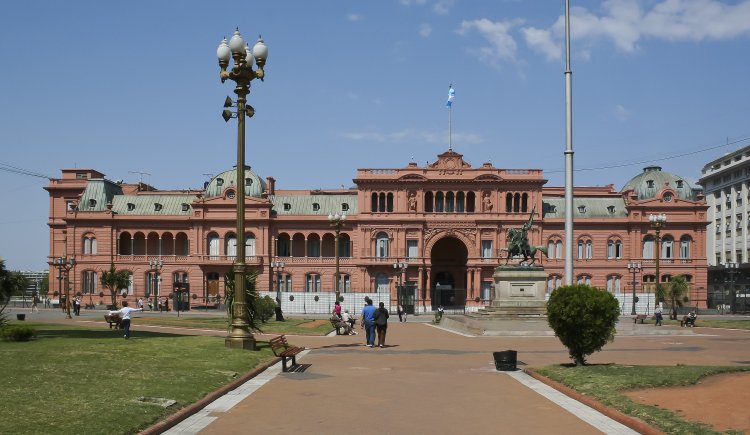 El Gobierno prohibirá el lenguaje inclusivo en la administración pública