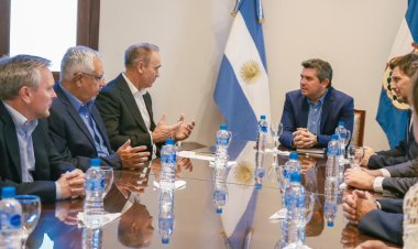 El gobernador Orrego recibió a directivos del proyecto El Pachón
