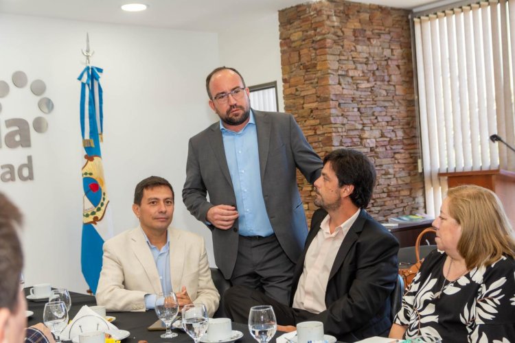 Rivadavia reunió a 8 municipios a trabajar por las instituciones