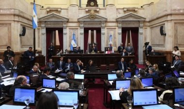 Senadores de La Libertad Avanza buscarán anular el aumento de la dieta