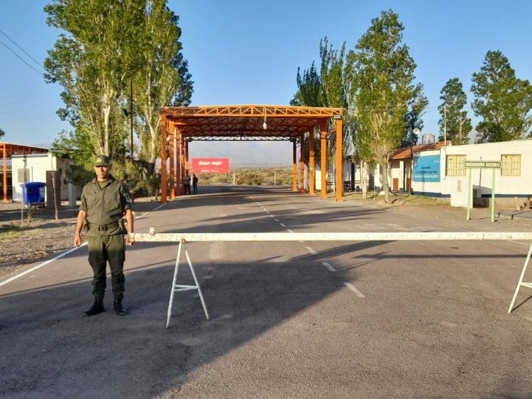 Paso de Agua Negra: perdió la vida un hombre mientras cambiaba una cubierta