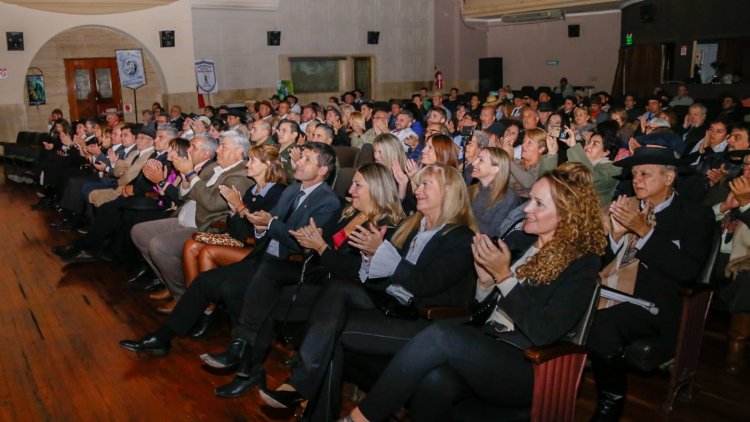 Con la Noche de Gala arrancaron las actividades de la Cabalgata de la Fe