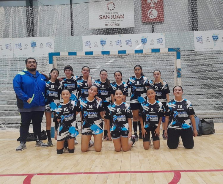 Las municipales de Pocito debutaron en el Torneo Apertura de Handball