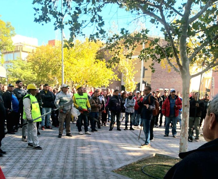 Ambiente dictó un exitoso curso sobre labores en el arbolado urbano