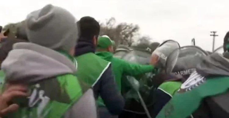 Incidentes en Córdoba a la espera de Milei