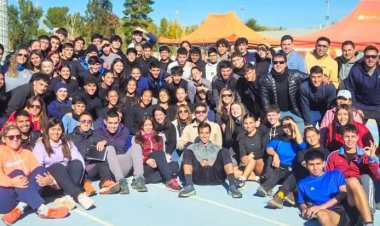 Profesores jachalleros de educación física en una Jornada  provincial