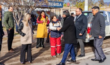 Orrego junto a Miodowsky visitó el operativo Garrafa Hogar
