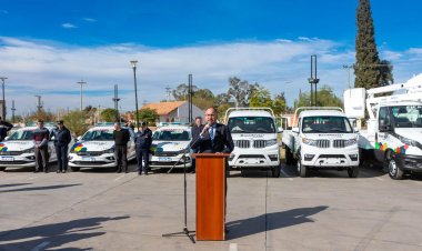 Miodowsky cumplió seis meses de gestión presentando  siete nuevas movilidades