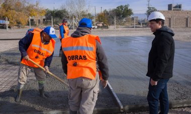 Ponen en marcha en Santa Lucía las obras en el Polideportivo Barrio Anguslasto
