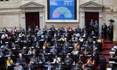 Congreso:  la oposición rechazó el DNU sobre la SIDE