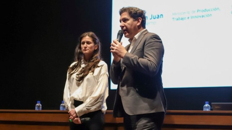 Inició la capacitación en "Atención al Cliente y Técnicas de Ventas"