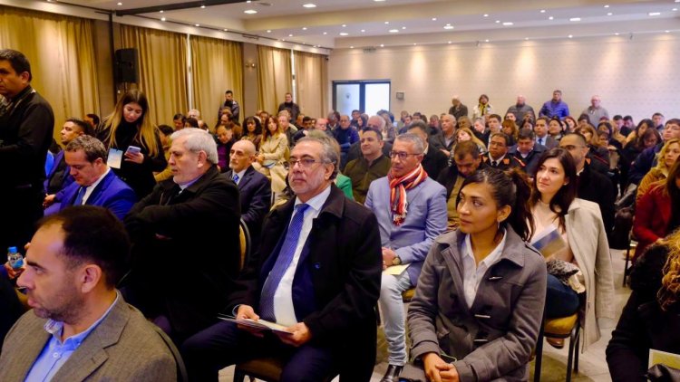 Argentina desde el Interior: Los desafíos de los gobiernos locales en el siglo XXI