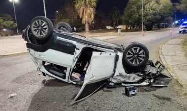 Perdió el control de su auto y cayó por el lateral de Ruta 40