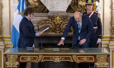 Juró Federico Sturzenegger ante Javier Milei y todo su Gabinete