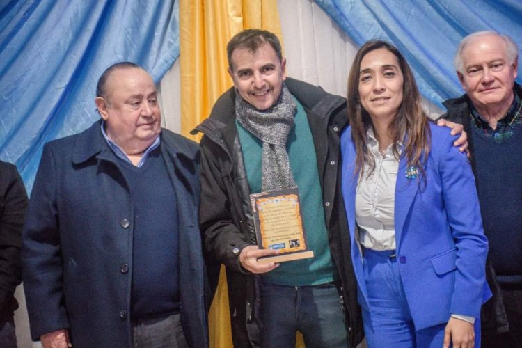 Caucete reconoció a militantes históricos