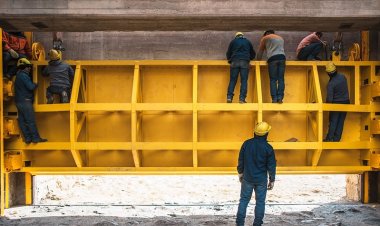 Colocaron las compuertas del dique Ignacio de la Roza tras ser reparadas