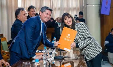 Obras de iluminación bajo la gestión de Susana Laciar con fondos FODERE 2023