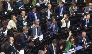 Marcha atrás con el aumento de las dietas de los senadores