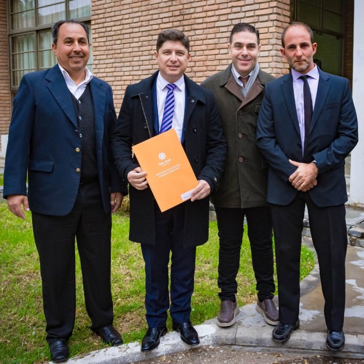 Por el FODERE Santa Lucía logrará el 100% de la ciudad con tecnología LED