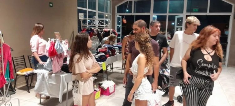 Gran Outlet con liquidación otoño invierno, música en vivo y food trucks